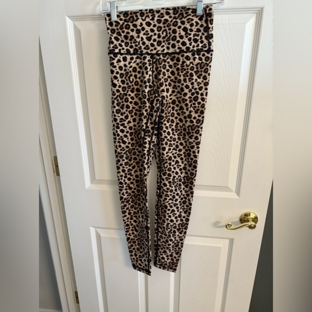 Colorfulkoala Leopard Print Leggings
